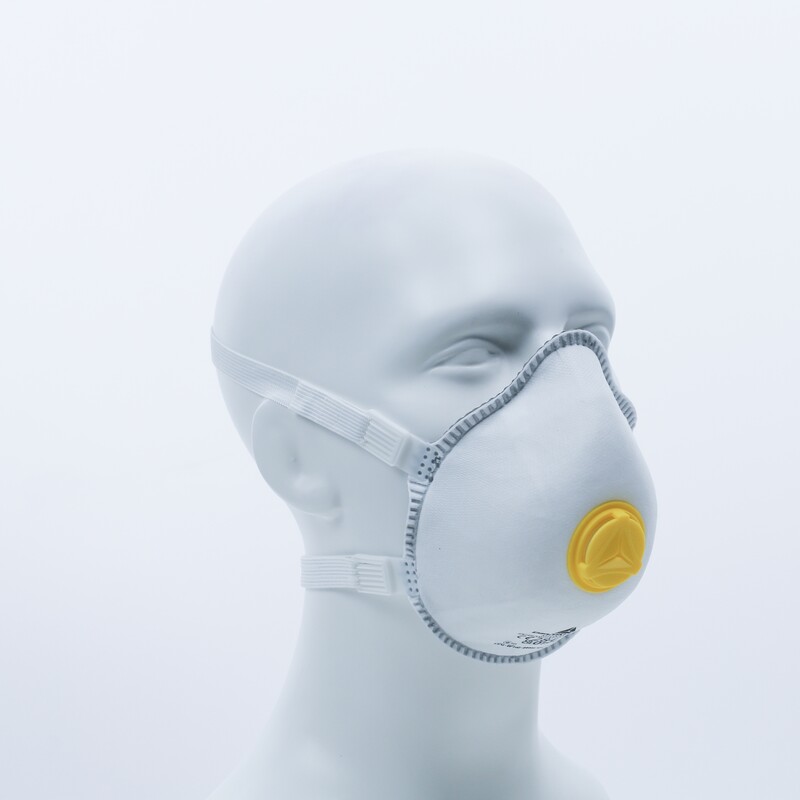 Jednorazová dýchacia maska P2 s ventilom a širokými nastaviteľnými remienkami pre lepšie držanie