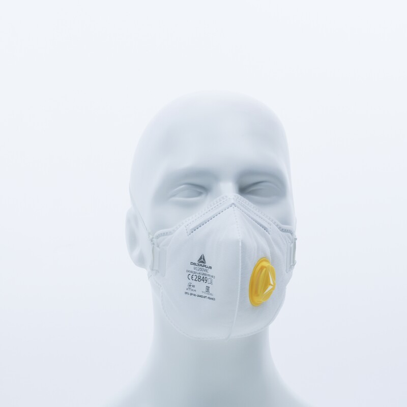 Jednoduchá a účinná jednorazová dýchacia maska P2, vertikálne sklady, s ventilom pre optimálne uľahčenie dýchania