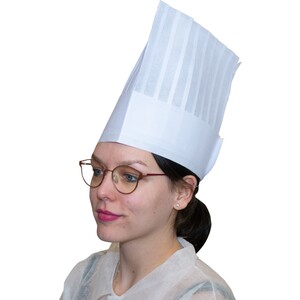 Toque viscose blanc fermée hauteur 250 mm